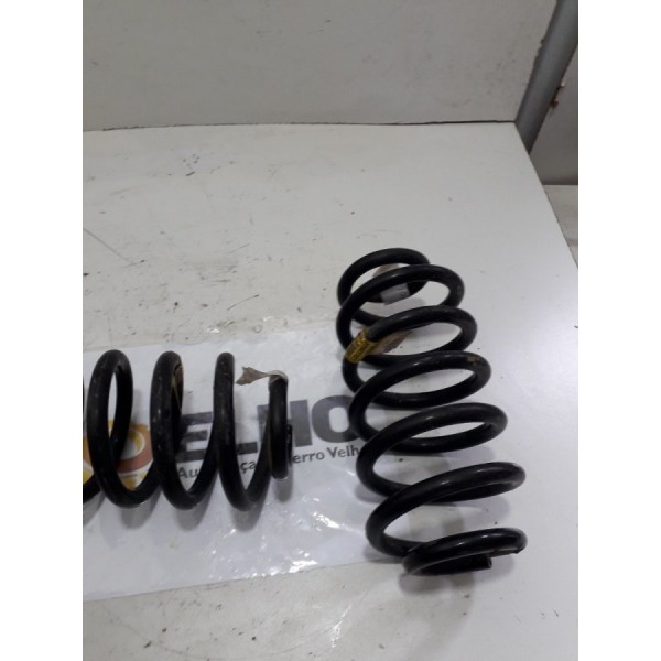 Par De Molas Traseira Gm Tracker 1.8 Automatica 2016 Par De Molas Traseira Gm Tracker 1.8 Automatica 2016
