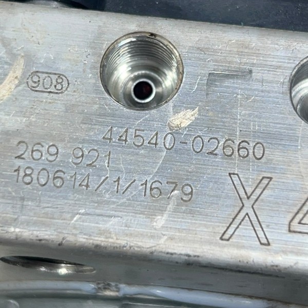 Módulo Bomba Abs Toyota Corolla 2018 Original Módulo Bomba Abs Toyota Corolla 2018 Original