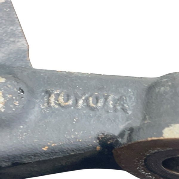 Montante Dianteiro Direito Corolla 2.0 2018 Original Montante Dianteiro Direito Corolla 2.0 2018 Original