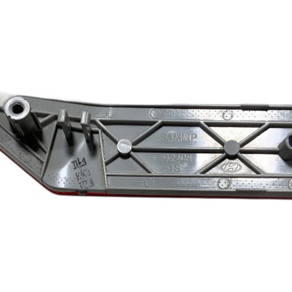 Refletor Esquerdo Pára Choque Hb20 Hatch 2012-2018 924051s000 Vermelho