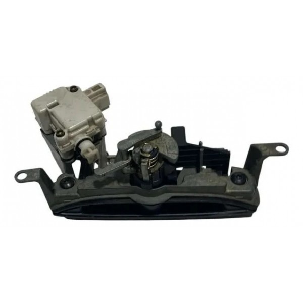Maçaneta Tampa Traseira Polo Hatch 2005/2010 6q682701